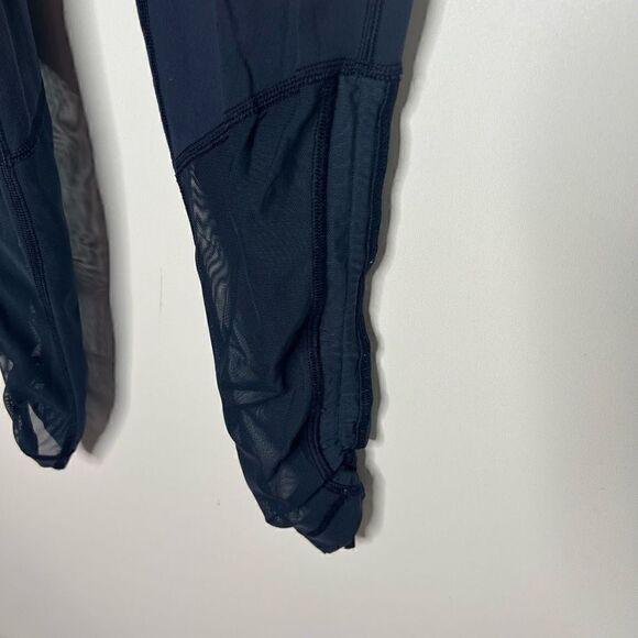 Lululemon Sweaty Endeavor Tights Mesh Inkwell Navy Blue - Picture 2 of 12